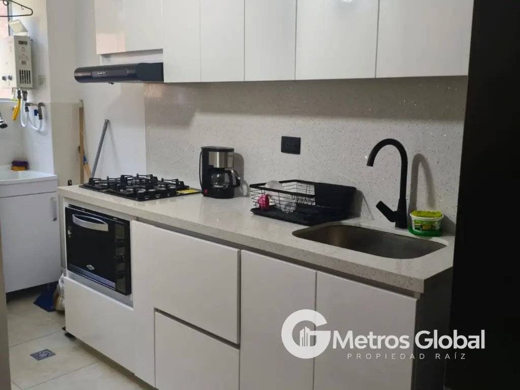 APARTAMENTO EN VENTA LOMA DE LOS BERNAL MEDELLIN