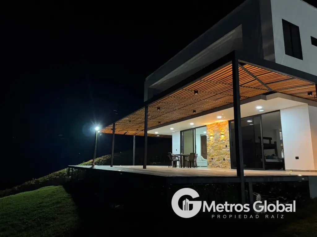 FINCA EN VENTA GUATAPE ANTIOQUIA